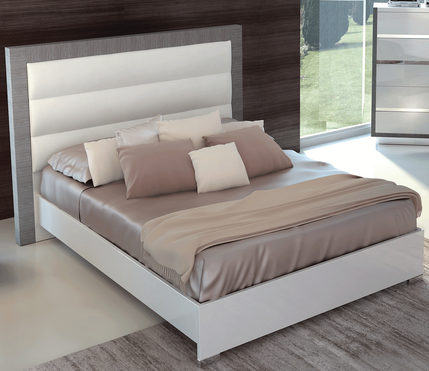 Classic Queen Bed