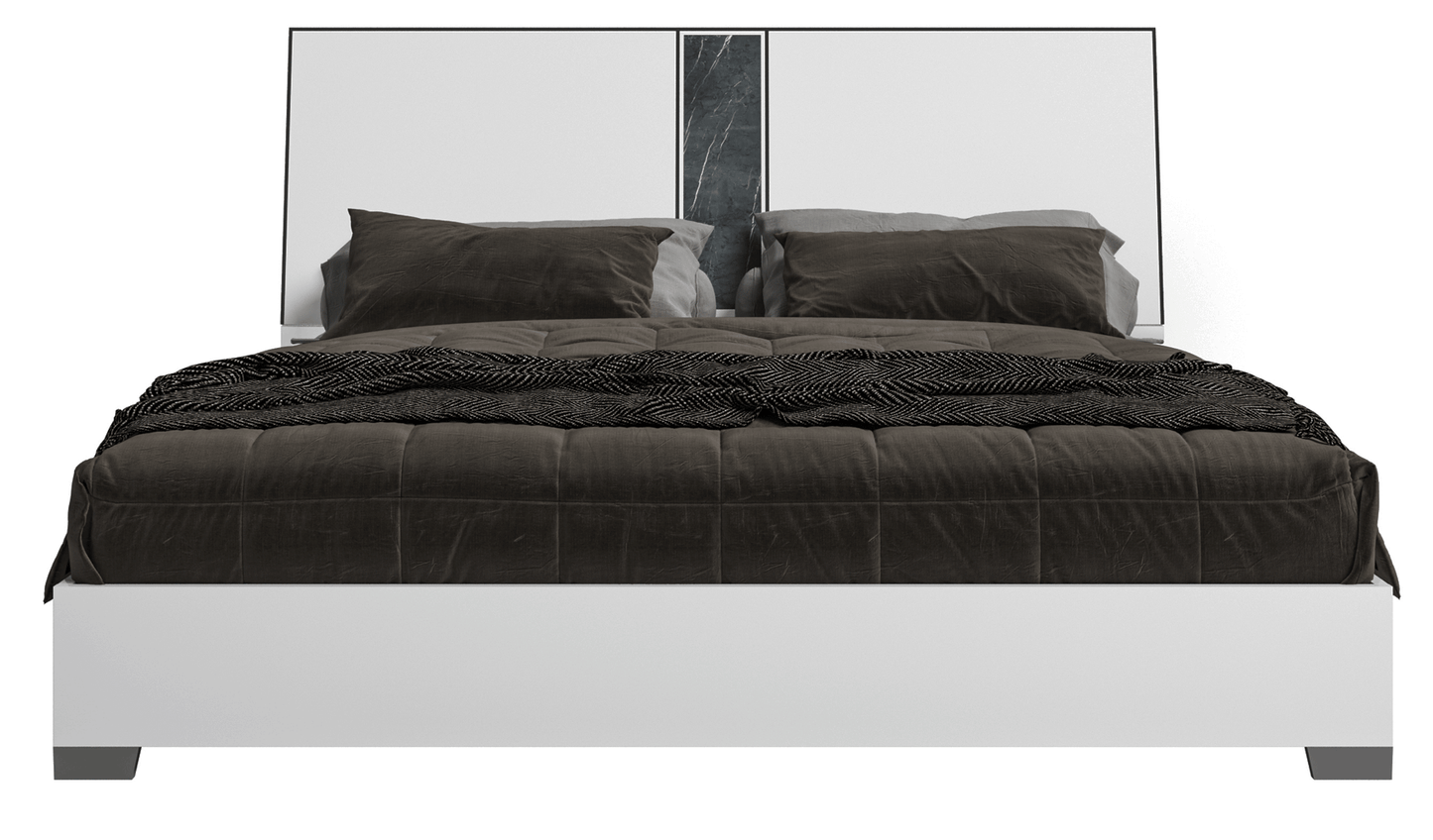Classic Queen Bed - 65 Inch - 65x85 Inch - 65x85 Inch