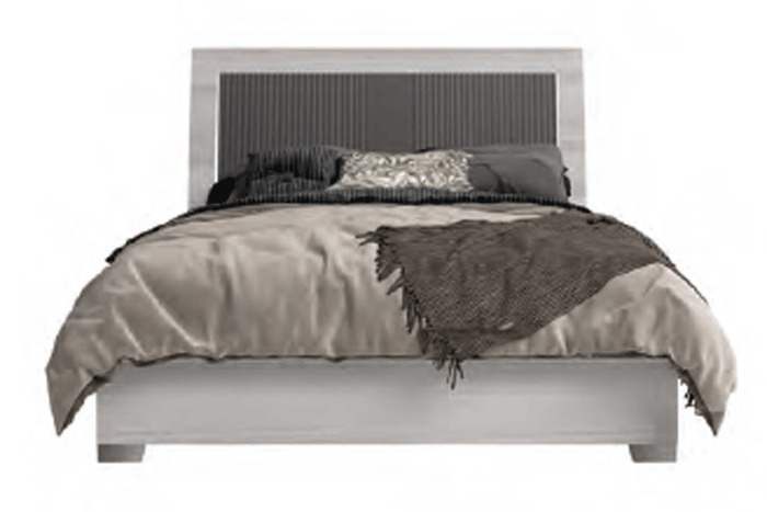 Classic Queen Bed - 65.7 Inch