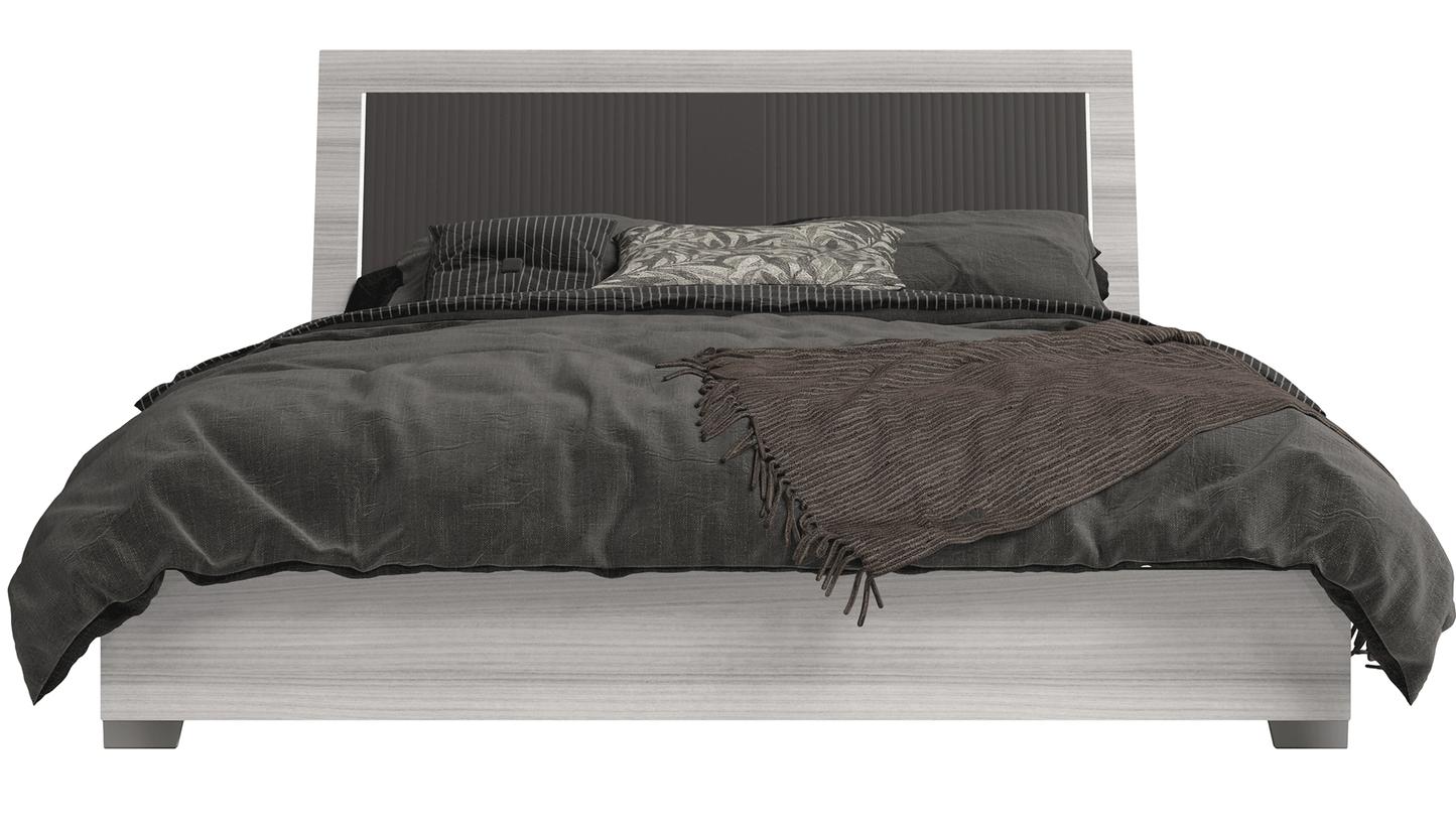Classic King Bed - 81.1 Inch - 81.1x87 Inch