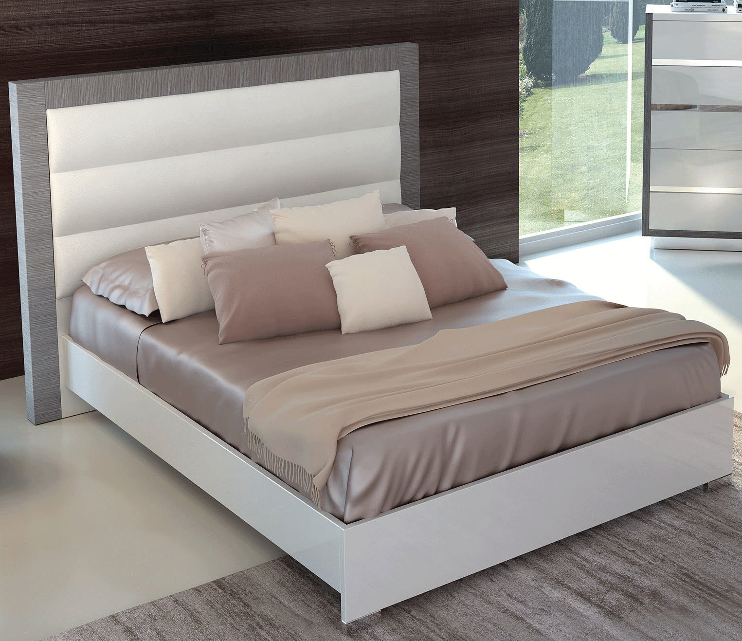 Classic Queen Bed