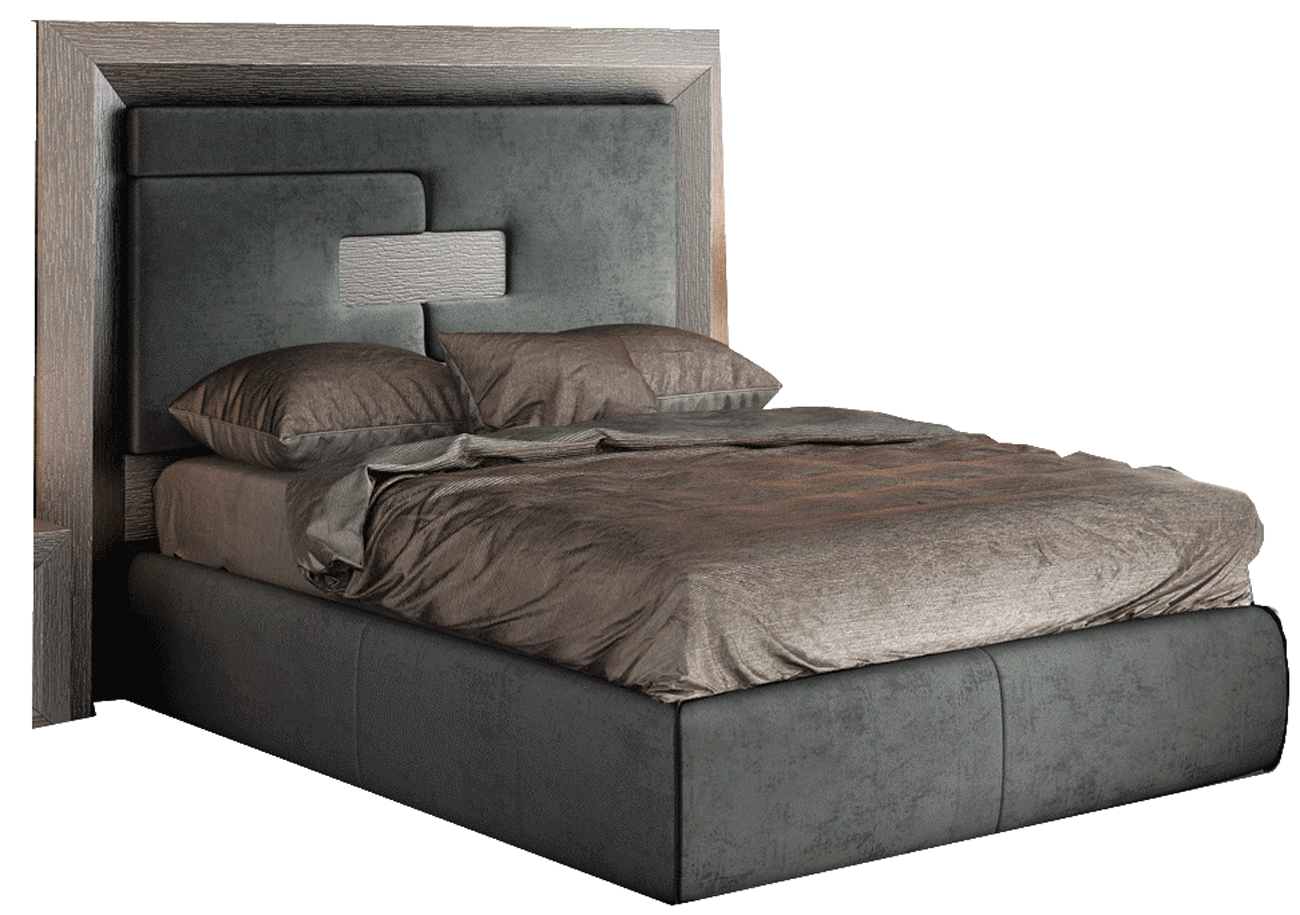 Classic Queen Bed - 77.56 Inch