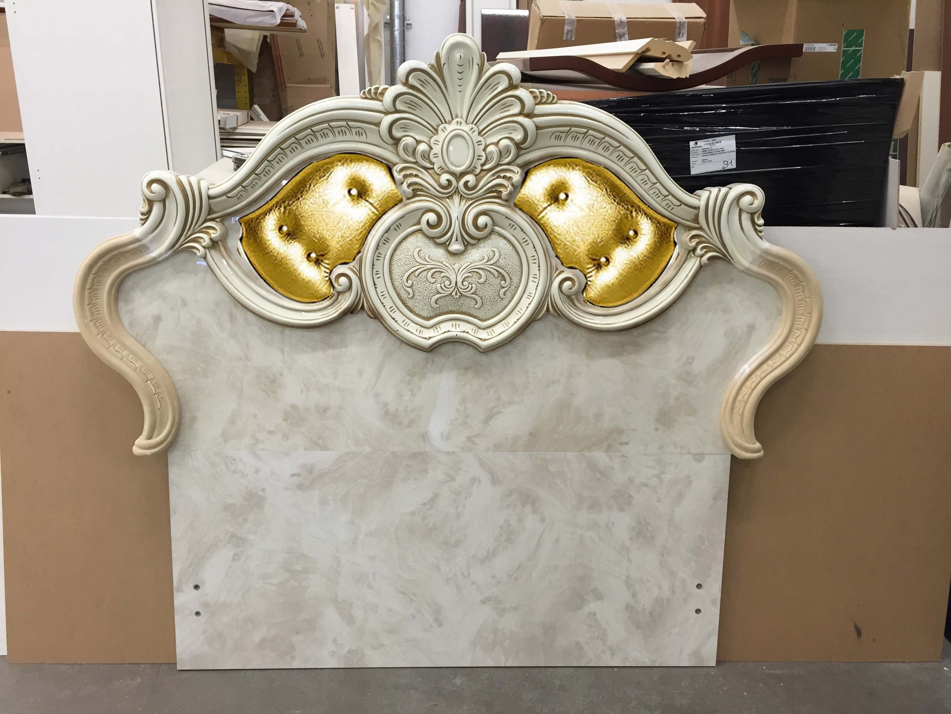 Classic Furniture Piece - 002 - 002 - 002 - 002 - 002 - 002