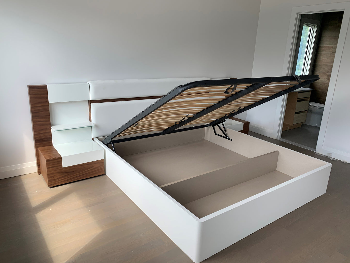 Classic Queen Storage Bed - 116.14 Inch