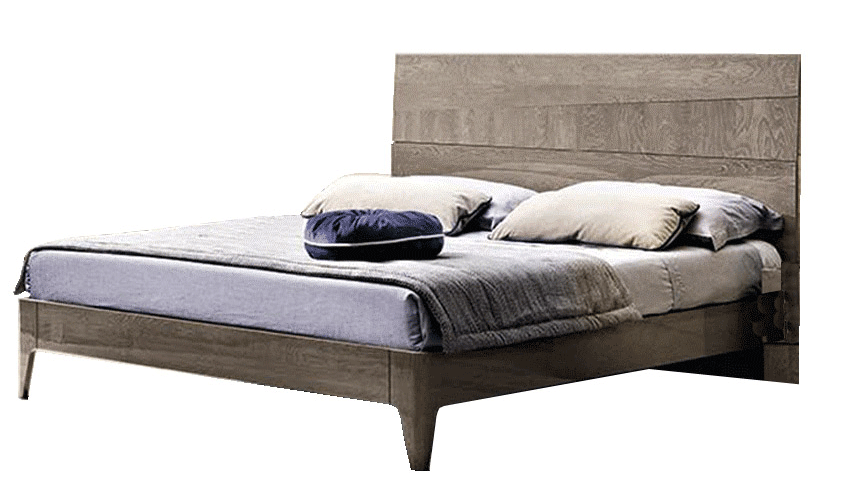 Complete Bedroom Setwith Silver High Gloss Lacquer - 67 Inch