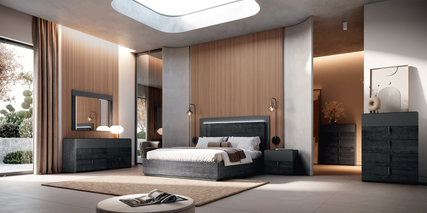Complete Bedroom Setwith Silver N/A - 31.7 Inch