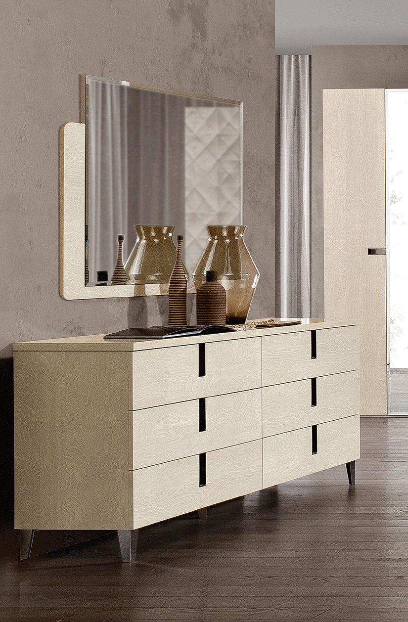Complete Bedroom Setwith Ivory N/A