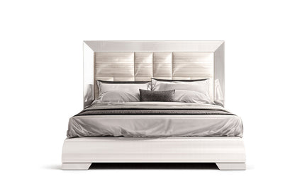 Complete Bedroom Setwith White High Gloss Lacquer - 69 Inch