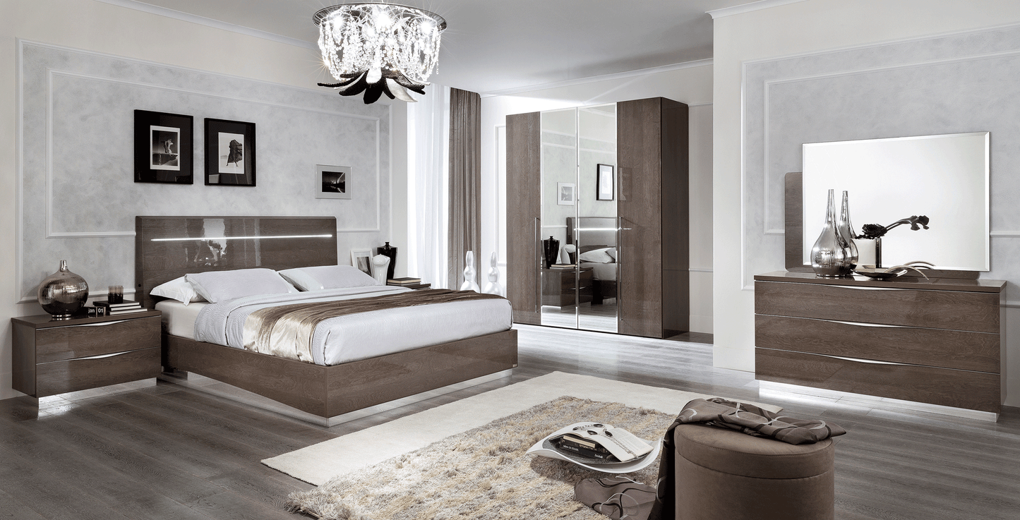 Complete Bedroom Setwith Silver High Gloss Lacquer