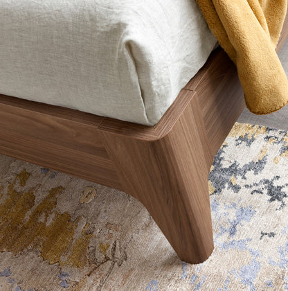 Complete Bedroom Setwith Walnut Mat
