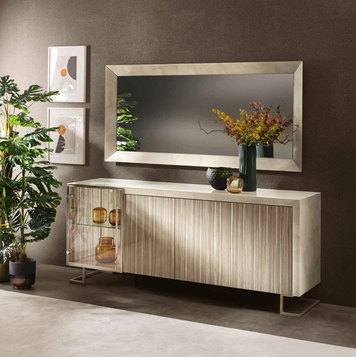 Classic Beige Mirror with High Gloss Lacquer Finish