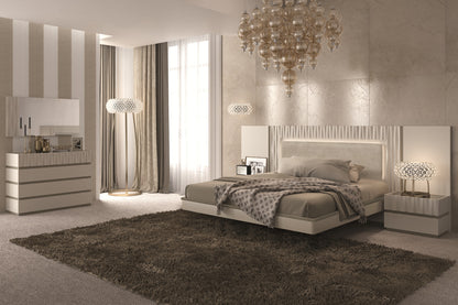 Bedroom Set with N/A Finish, Nightstand & Nightstands