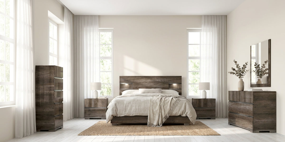 Contemporary Vintage Oak Bedroom Set with Soft-Close Drawers and Dresser Mirror